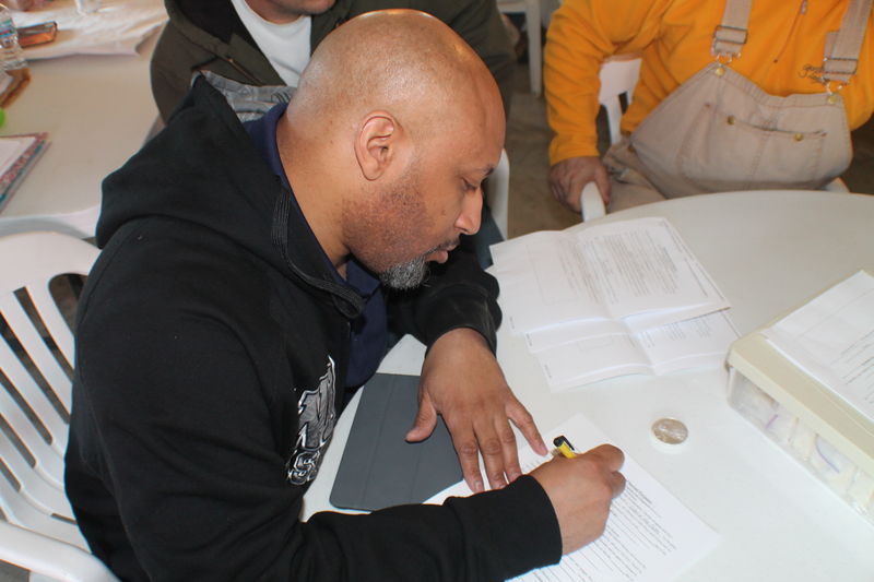 File:2013 Gather24.JPG