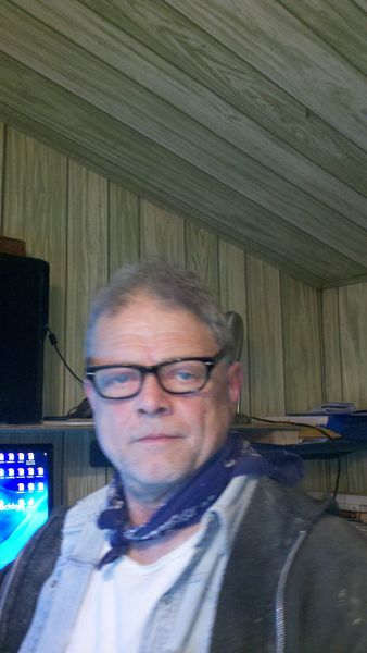 File:2013-11-10 17-15-04 478 (361x640).jpg